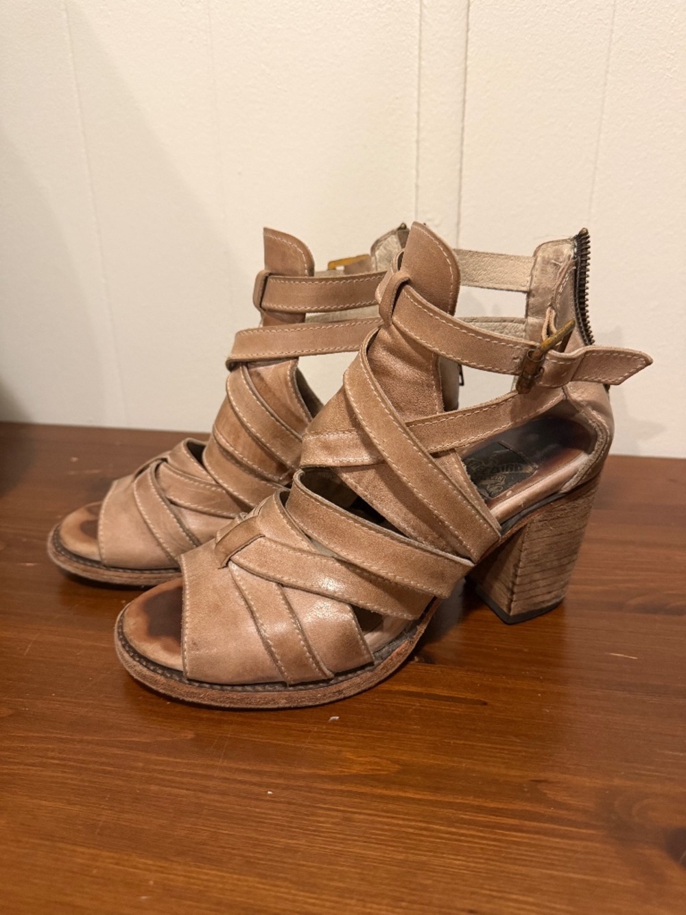 Freebird Sandals Size 7.0